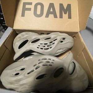 Yeezy foam runner ‘stone sage’